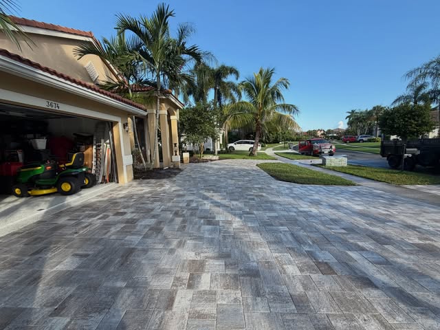 Paver driveway installation